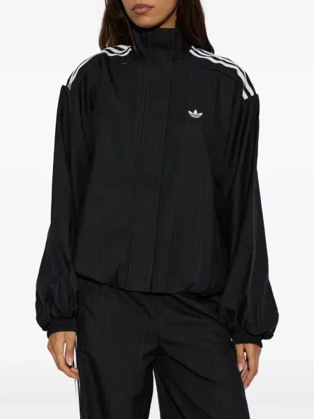 Tricou Adidas cu dungi cu volane din velur negru