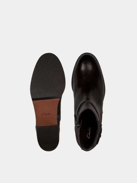 Ботинки Clarks с пряжкой черные