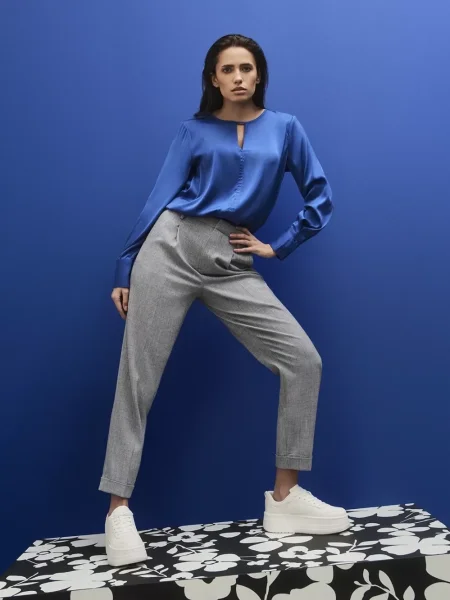 Cămașă Moodo cu mâneci lungi lungă cu decolteu în V albastru