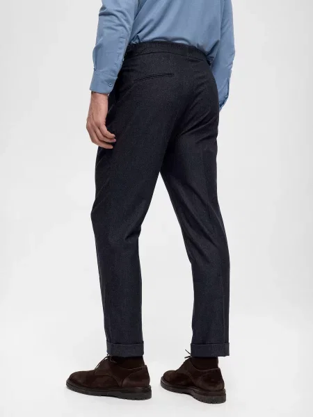 Antioch Pantaloni cutați bleumarin