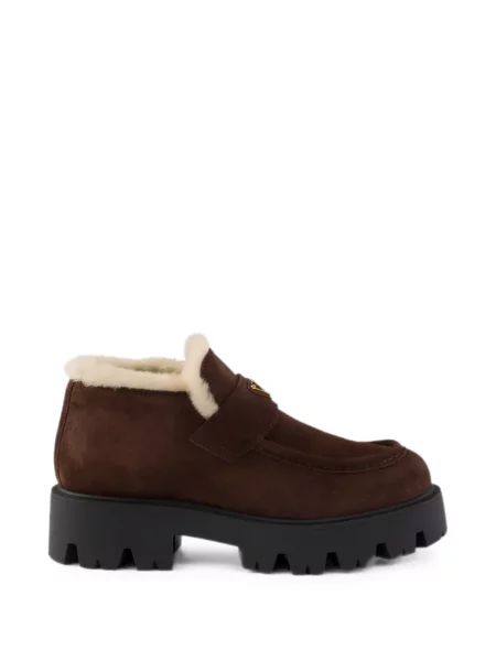 Pantofi loafer Prada din piele de căprioară maro