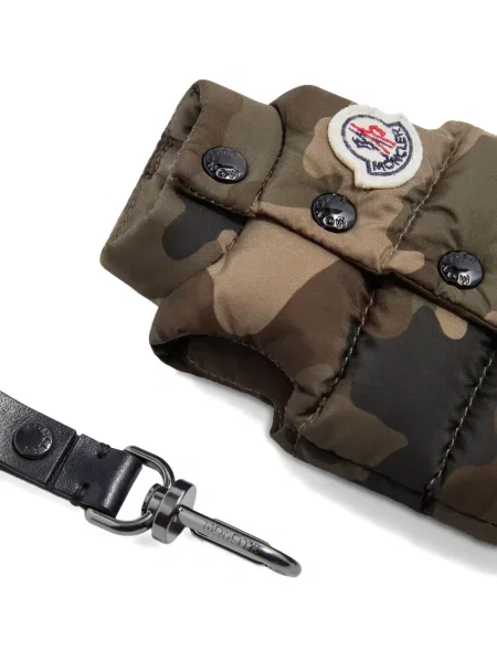 Vestă Moncler cu model camuflaj verde