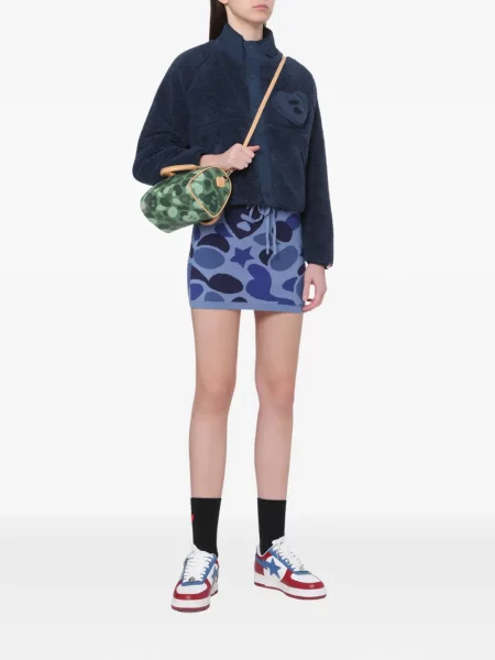 Geantă shopper Apee™ By *a Bathing Ape® cu imagine cu motiv cu inimi verde