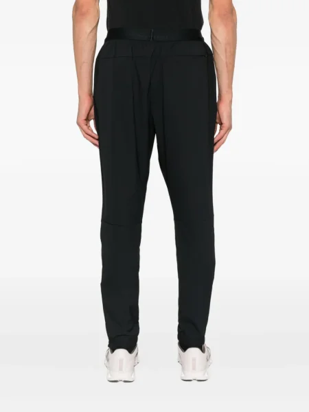 Top sport New Balance cu broderie maro