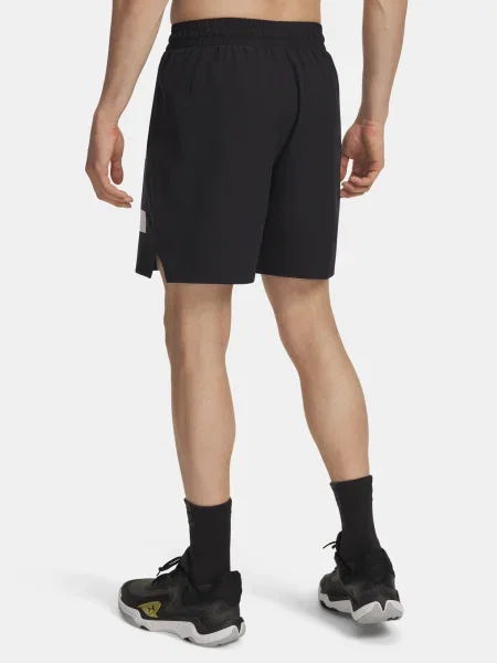 Krátke šortky Under Armour čierna