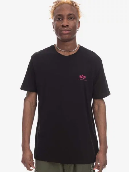 Тениска Alpha Industries Basic T Small Logo с изчистен дизайн черно