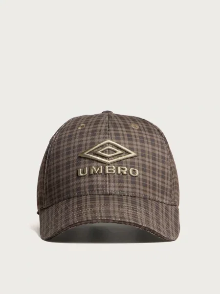 Czapka z daszkiem Umbro brązowa