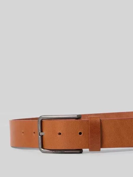 Z detalem z logo Ck Calvin Klein