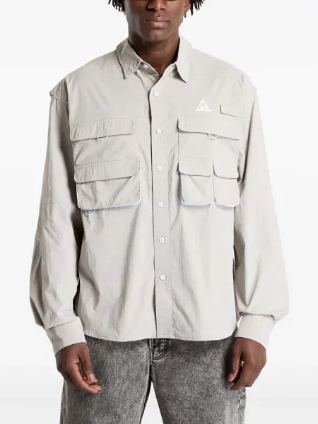 Dlouhé plisované tričko Nike s potiskem černé