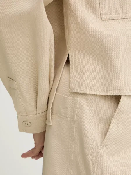 Классическая ошейниковый рубашка Weekend Max Mara бежевая