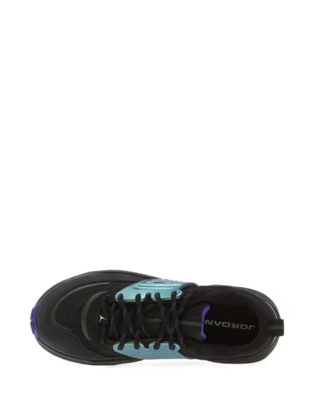 Sneakerși Jordan negru