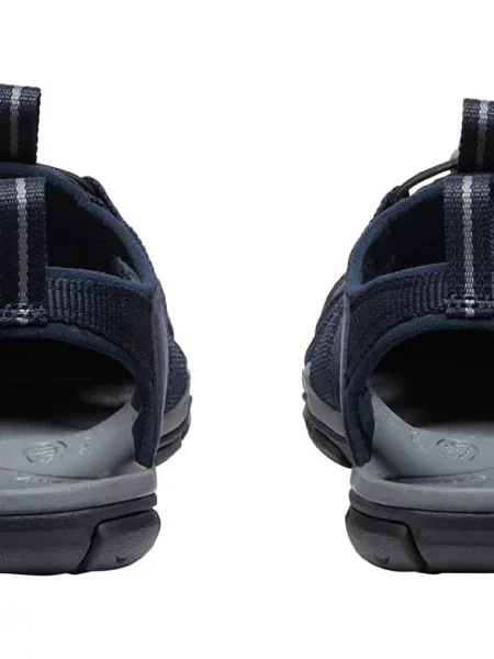 Keen Clearwater CNX Спортни обувки Sin черно