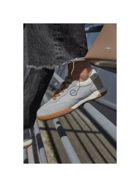 Кеди Estro сірі