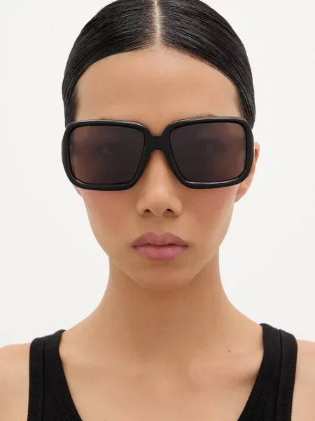 Солнцезащитные очки Jacquemus