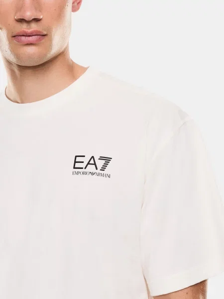 Футболка молочний