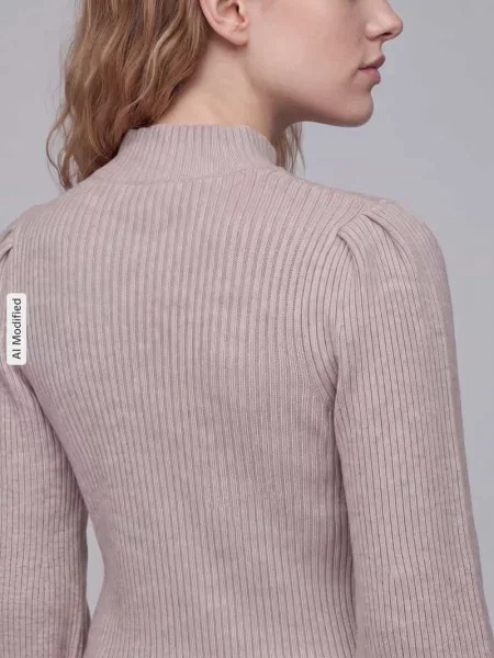Sweter z dzianiny o kroju regular fit z mieszanki model ‘KATIA’ Only beżowy