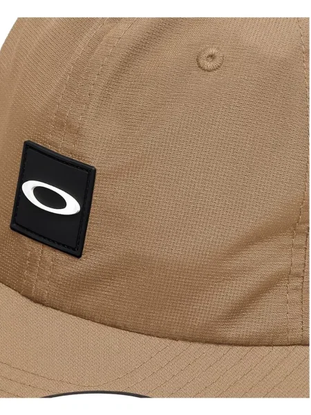 Șapcă Oakley cu autograf