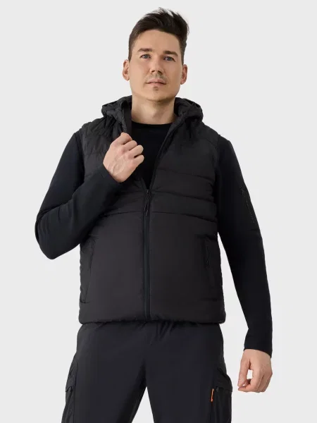 Утеплений жилет AVECS чорний