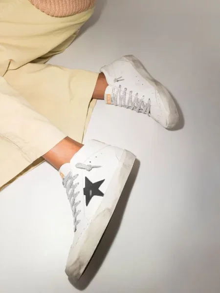 Šněrovací krajkové tenisky Golden Goose bílé