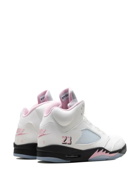 Sneakerși Jordan alb