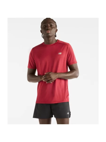 Koszulka z krótkim rękawem new balance sport essentials S czerwony