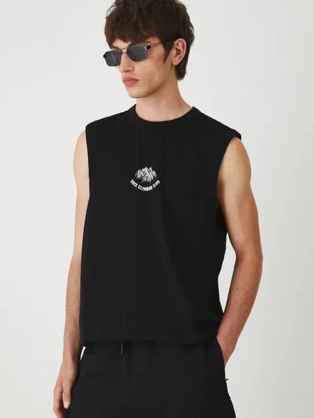 Тениска без ръкави Medicine черно