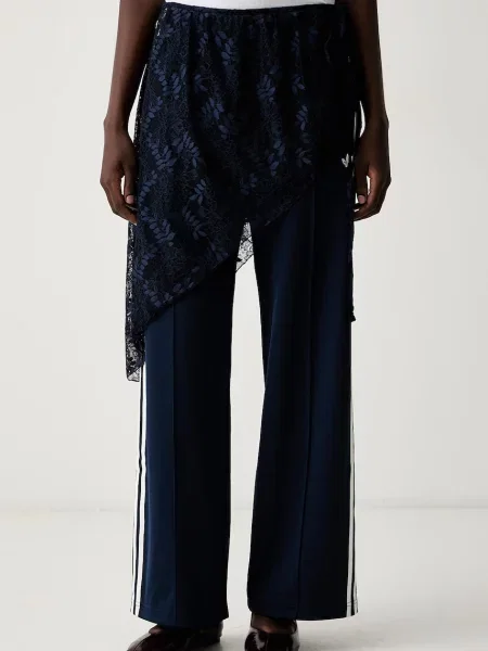 Adidas Originals pantaloni de trening pentru femei Lace Injection