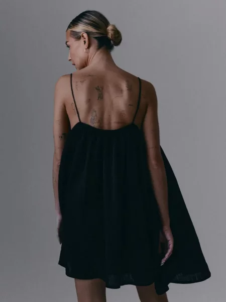 Сукня MUUV. MINIME mini розкльошена чорний