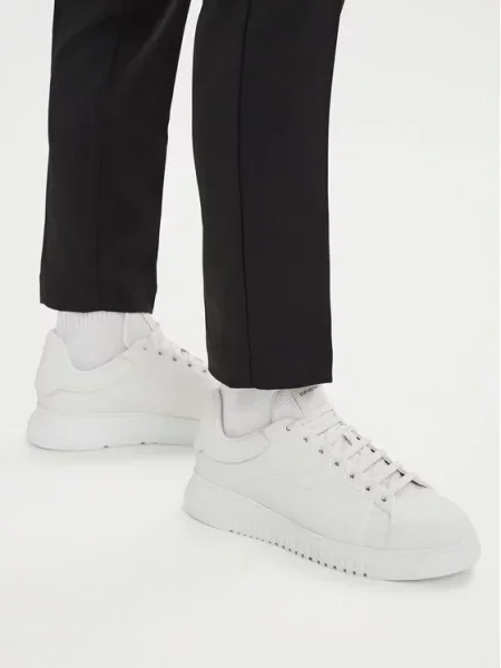 Emporio Armani Sneakersy biały