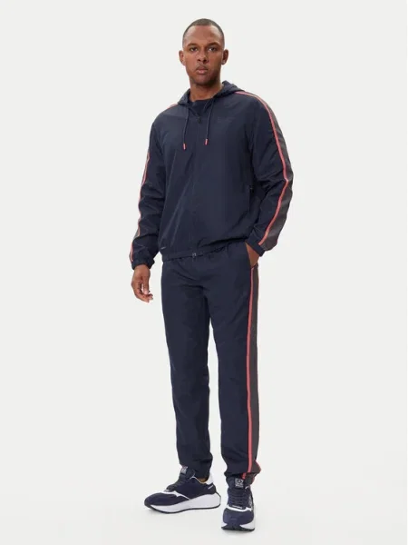 Анцуг Emporio Armani мъжки тъмносиньо