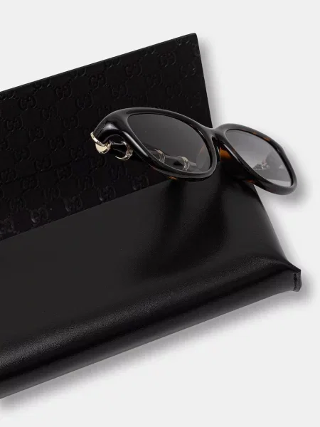 Солнцезащитные очки Gucci