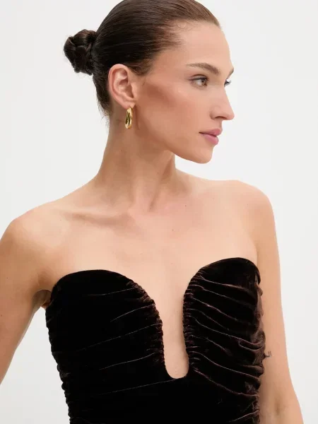 Сукня Bardot ELVIRA maxi облягаюча чорний