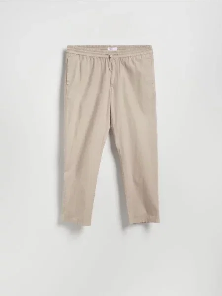 Reserved Pantaloni jogger din bej