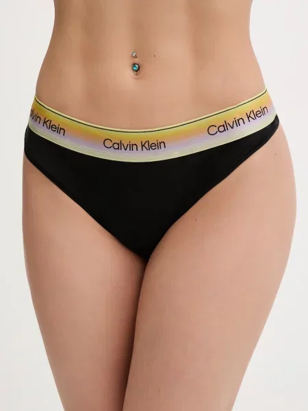 Calvin Klein Underwear tanga s bavlnou černé