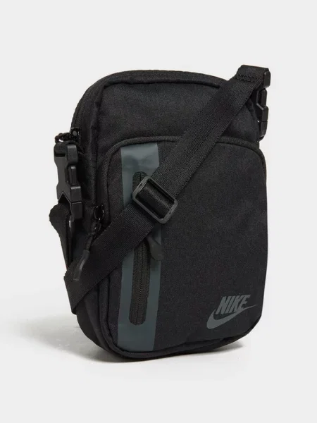 Nike Taška Elemental černá