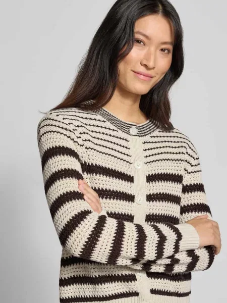 Kardigan rozpinany o kroju regular fit z czystej bawełny model ANN' Brax
