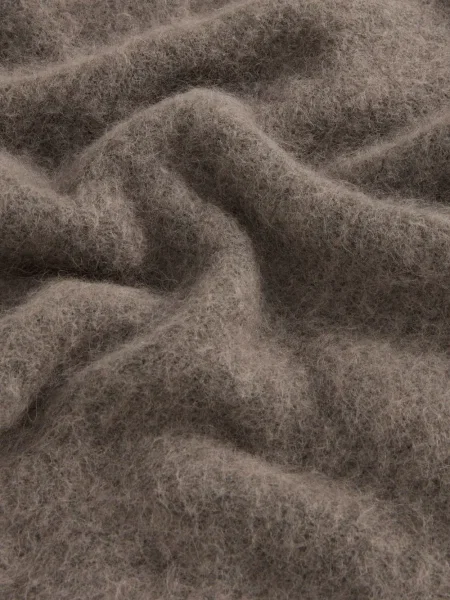 Pulover Woolrich cu decolteu rotund maro