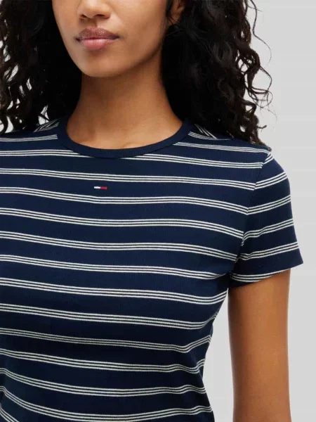 T-shirt w kroju slim fit z mieszanki bawełny Tommy Jeans granatowa