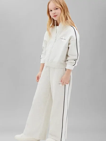 Calvin Klein Jeans set de trening pentru copii din alb