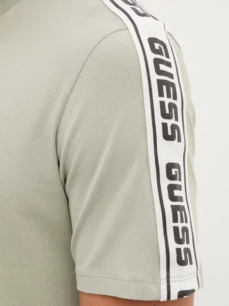 Футболка Guess