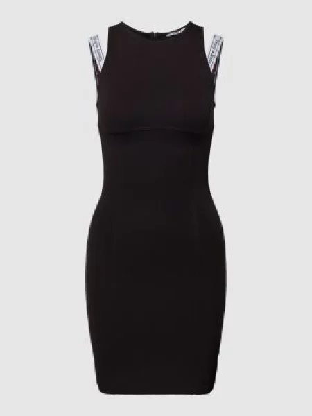 Mała mały sukienka jeansowa Tommy Jeans czarna