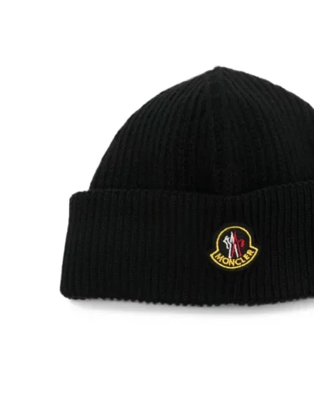 Căciulă Moncler cu autograf negru