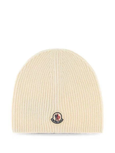 Căciulă Moncler tricotate cu autograf