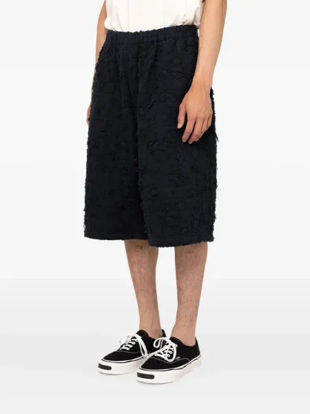Pantaloni scurți Kamiya zdrențuiți negru