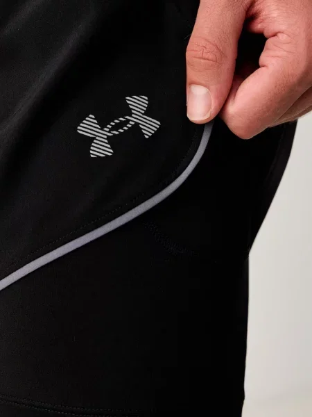 Sport rövidnadrág Under Armour fekete