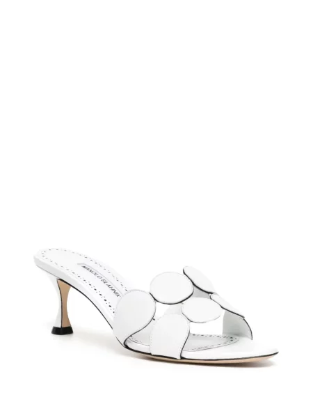 Sandale Manolo Blahnik din piele alb