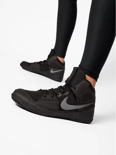 Nike Box cipők Fury fekete