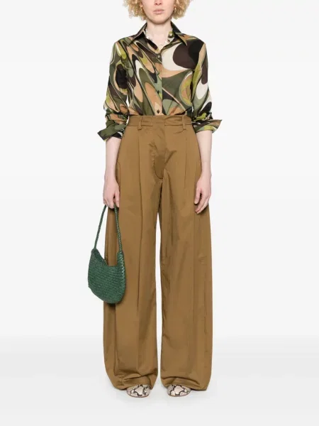 Pantaloni Thelatest din poplin maro