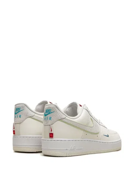 Keprová mikina s kapucí Nike hnědá