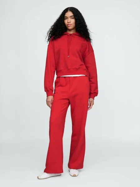 Спортни панталони Gap червено